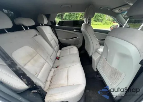 2018 Hyundai Tucson Sel z USA, uszkodzony, nr VIN KM8J33A40JU676727